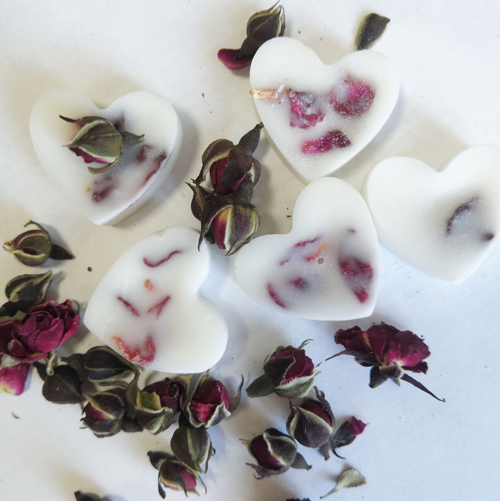 Аромасаше из воска сердечки с розой 5 шт.